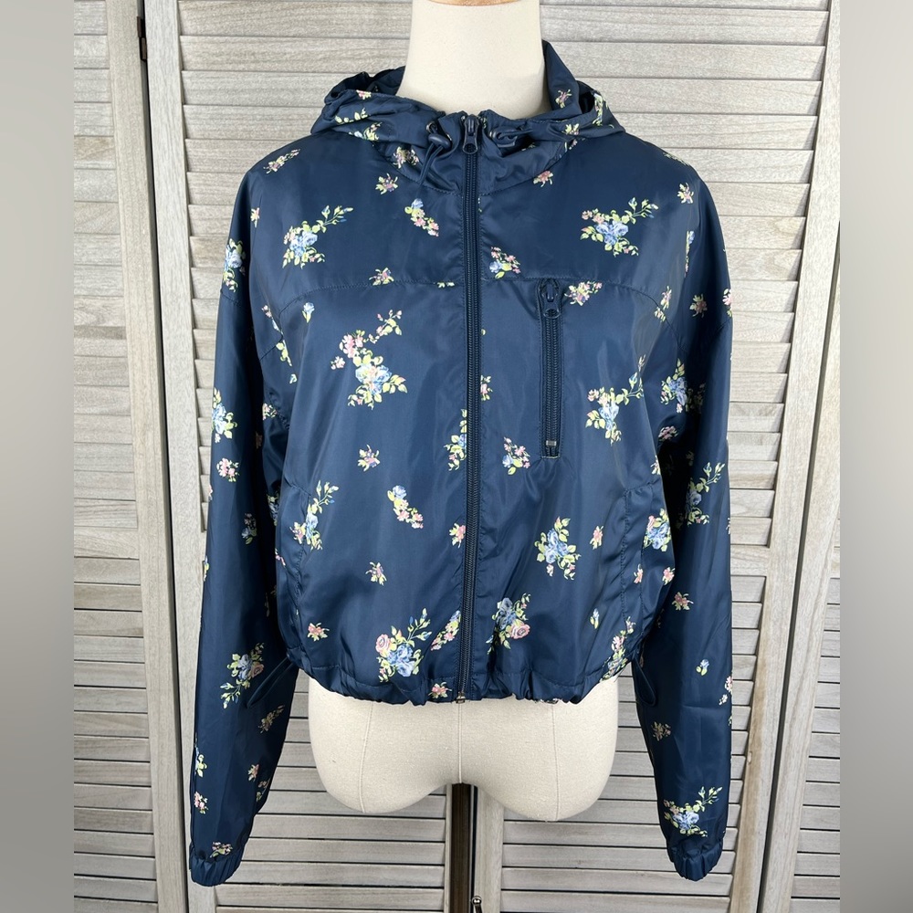 WILD FABLE Cropped Windbreaker Navy Floral Print-Medium